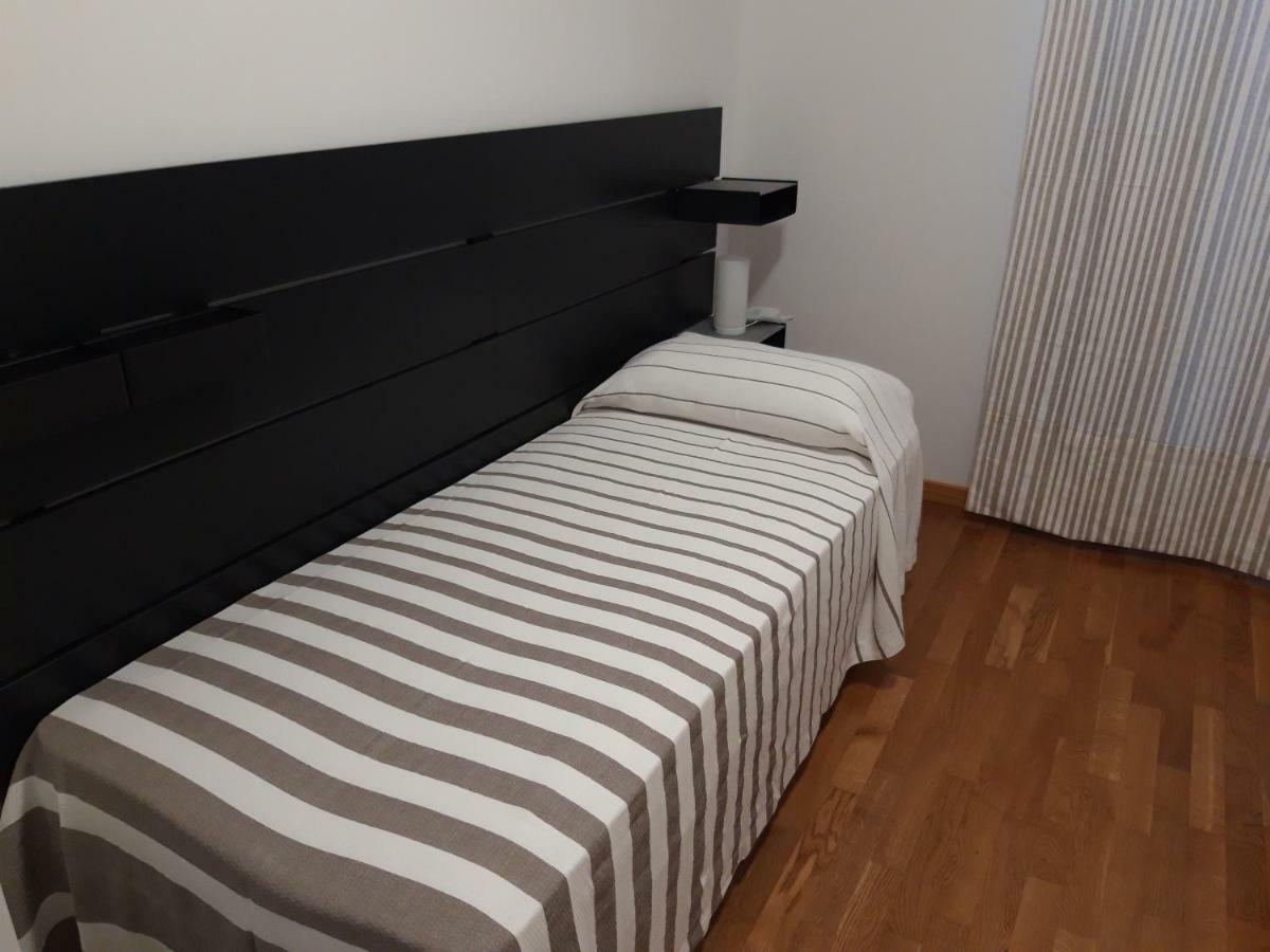 Al 106 Hotell Trieste Exteriör bild